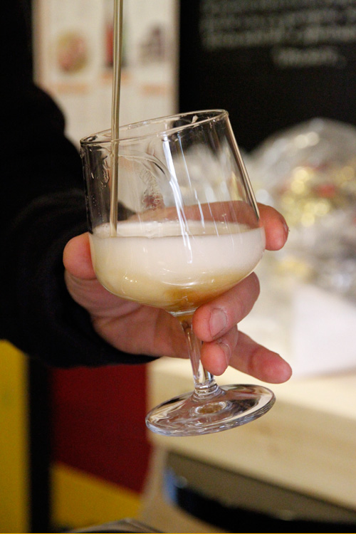 calice birra bionda artigianale